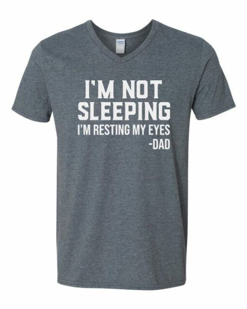 IM NOT SLEEPING IM RESTING MY EYES - Adult V-neck T-shirt